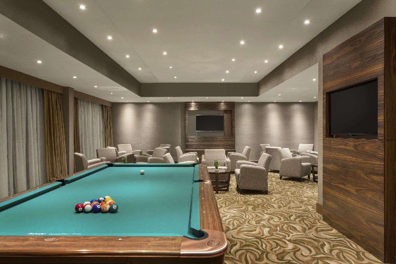 Отель Hawthorn Extended Stay By Wyndham Abu Dhabi City Center