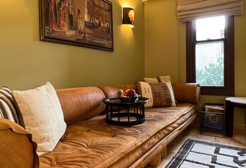 هتل Ibrahim Pasha