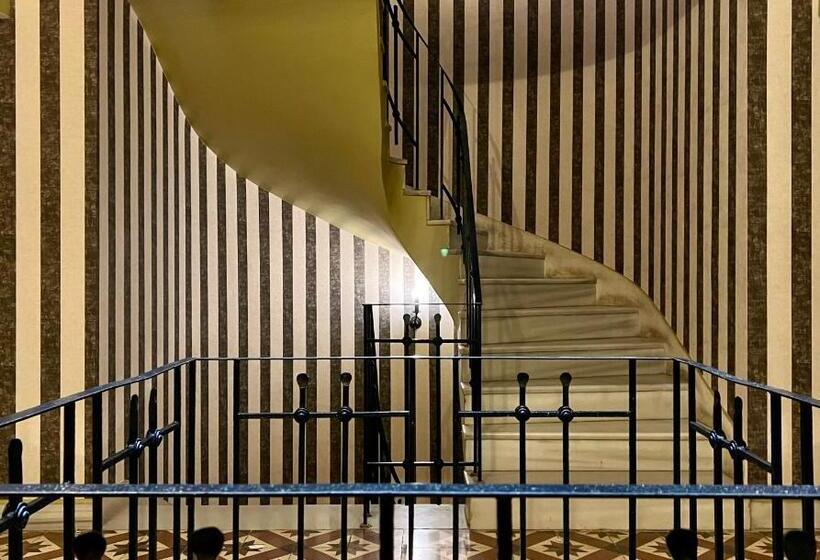 هتل Ibrahim Pasha