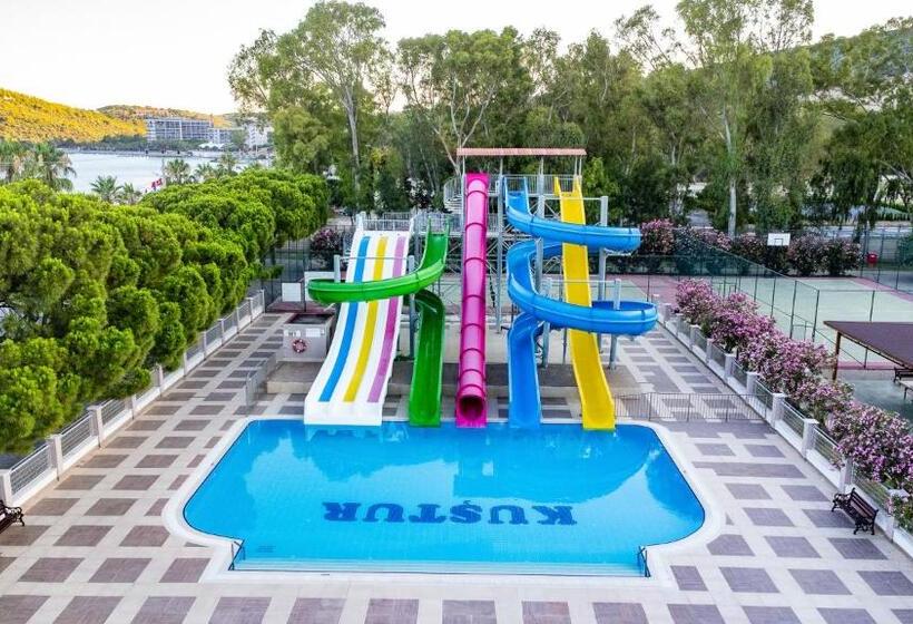 Отель Kustur Club Holiday Village All Inclusive