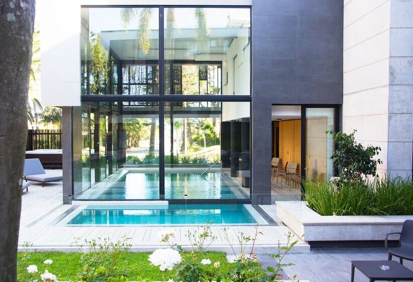 هتل La Capilla  Punta Del Este