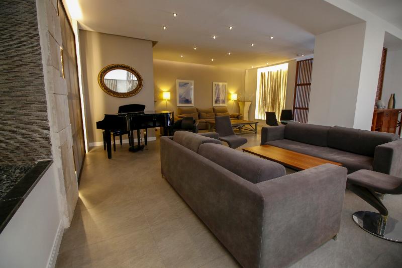 Отель Munamar Beach Residence