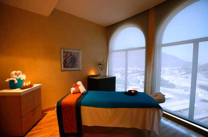 هتل Oceanic Khorfakkan Resort & Spa