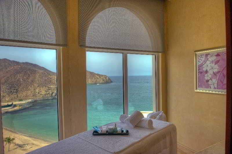 هتل Oceanic Khorfakkan Resort & Spa