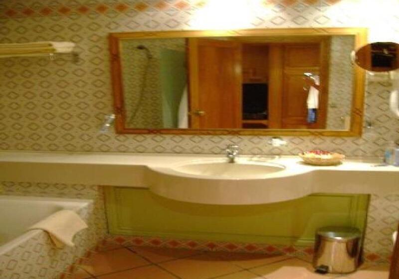 호텔 Palm Beach Palace Tozeur