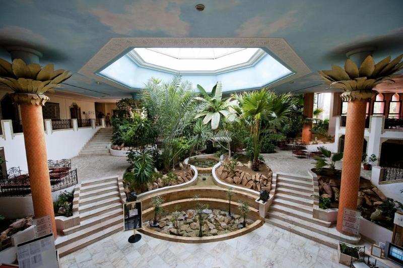 호텔 Palm Beach Palace Tozeur