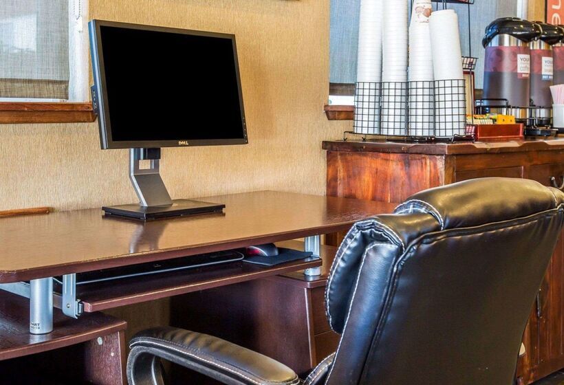 호텔 Quality Inn Lone Pine Near Mount Whitney