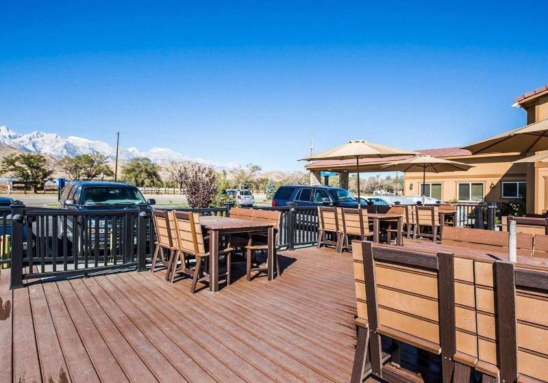 호텔 Quality Inn Lone Pine Near Mount Whitney
