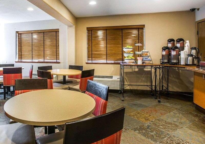 호텔 Quality Inn Lone Pine Near Mount Whitney