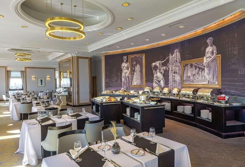 هتل Radisson Montevideo Victoria Plaza