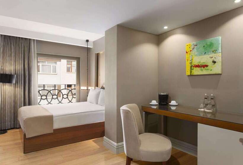 هتل Ramada Istanbul Grand Bazaar