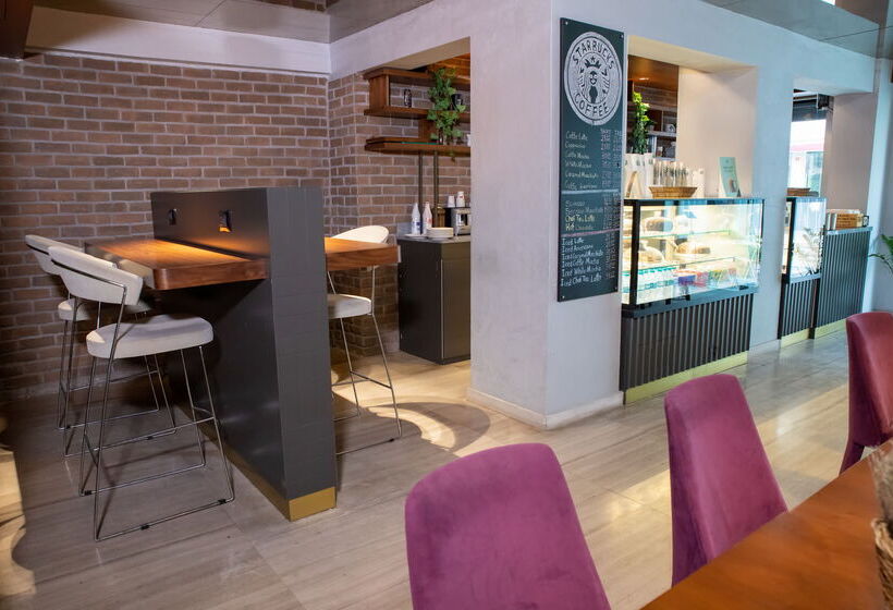 هتل Ramada Istanbul Grand Bazaar