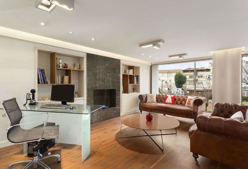 هتل Ramada Istanbul Grand Bazaar