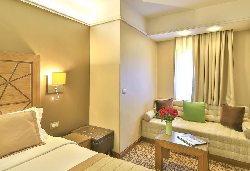 ホテル Ramada By Wyndham İstanbul Taksim