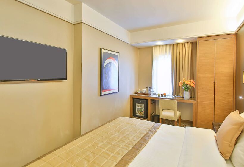 ホテル Ramada By Wyndham İstanbul Taksim