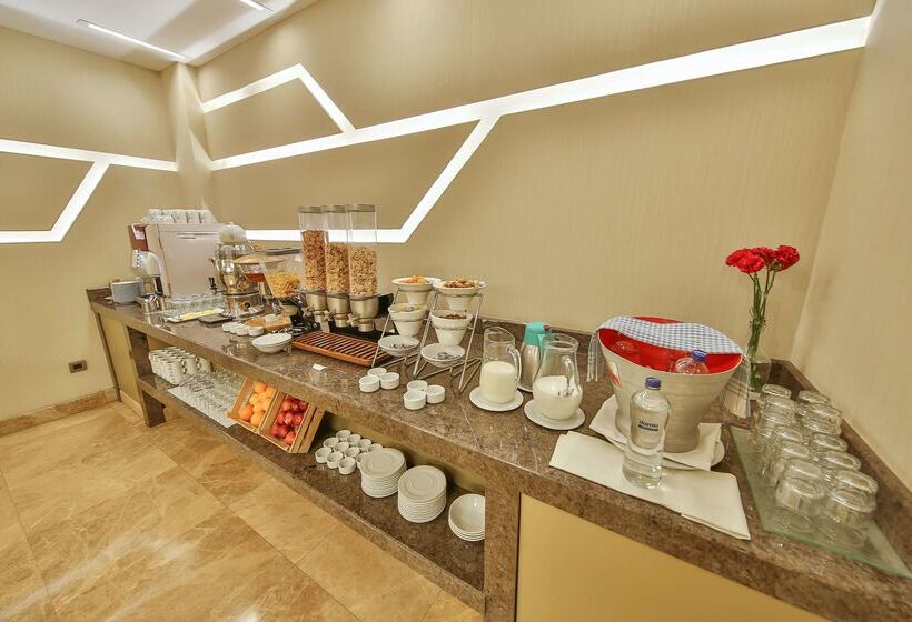 ホテル Ramada By Wyndham İstanbul Taksim