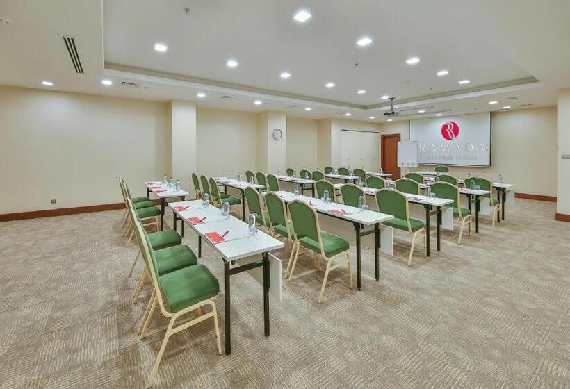 ホテル Ramada By Wyndham İstanbul Taksim