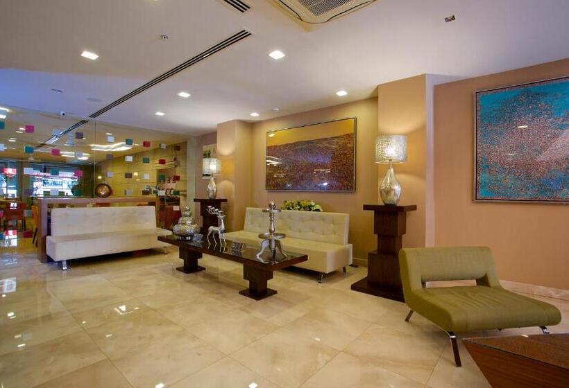 ホテル Ramada By Wyndham İstanbul Taksim