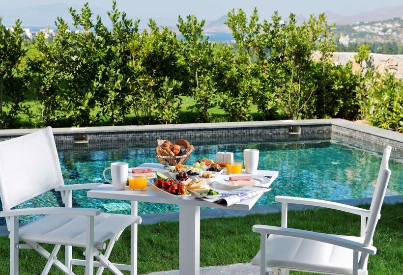 Отель Ramada Resort By Wyndham Bodrum