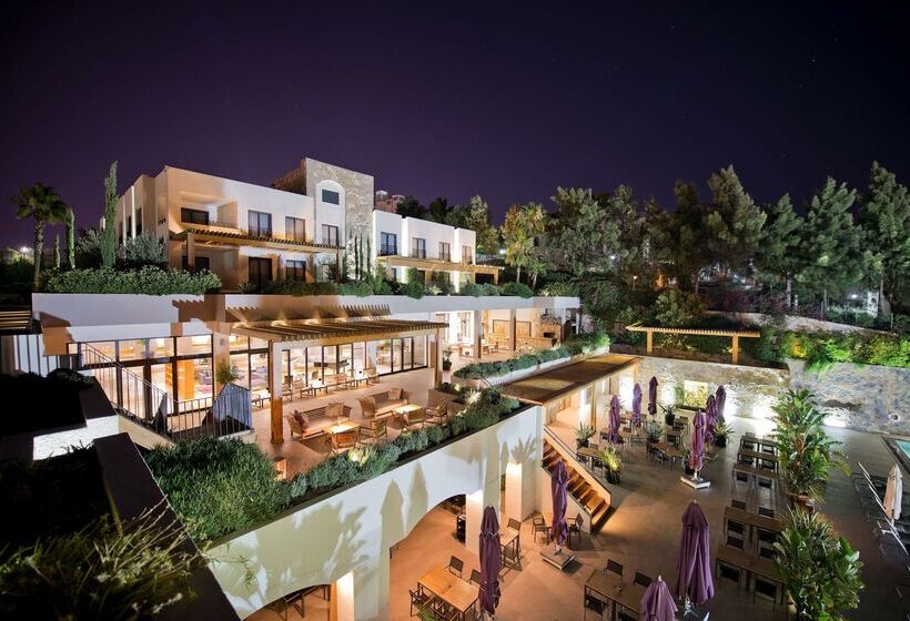 Отель Ramada Resort By Wyndham Bodrum