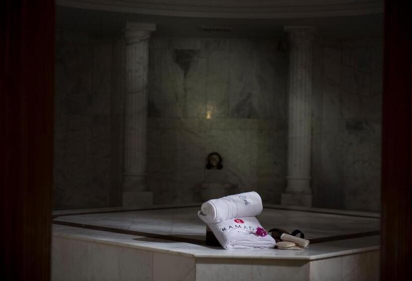 Отель Ramada Resort By Wyndham Bodrum