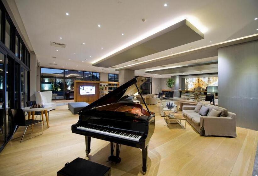 Отель Ramada Resort By Wyndham Bodrum