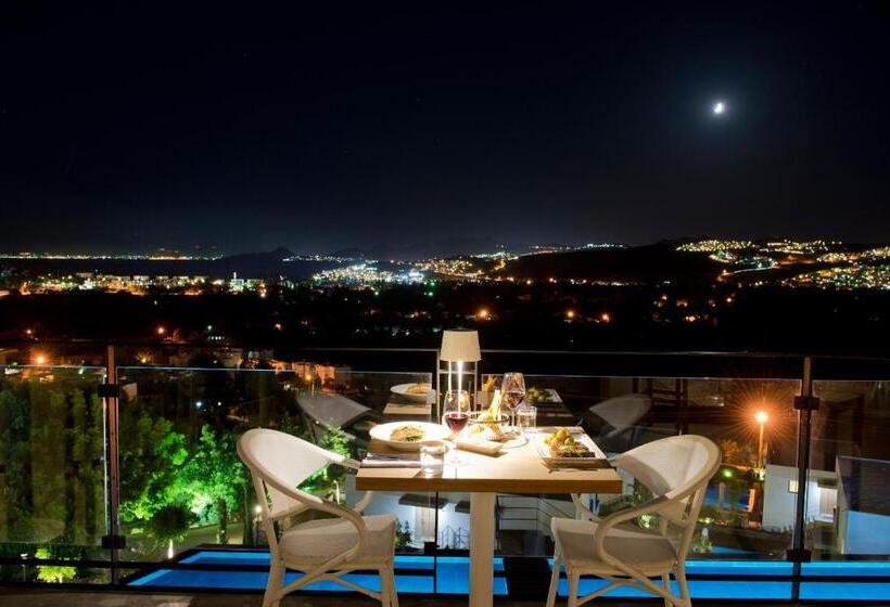 Отель Ramada Resort By Wyndham Bodrum