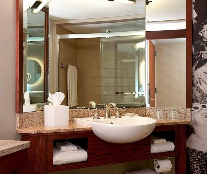 בית מלון כפרי Renaissance Columbus Downtown