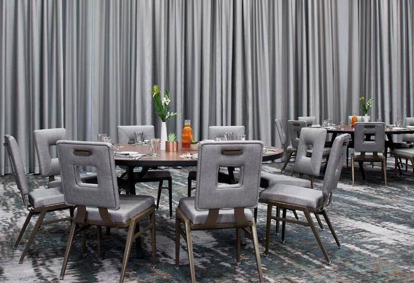 酒店 Renaissance Mobile Riverview Plaza