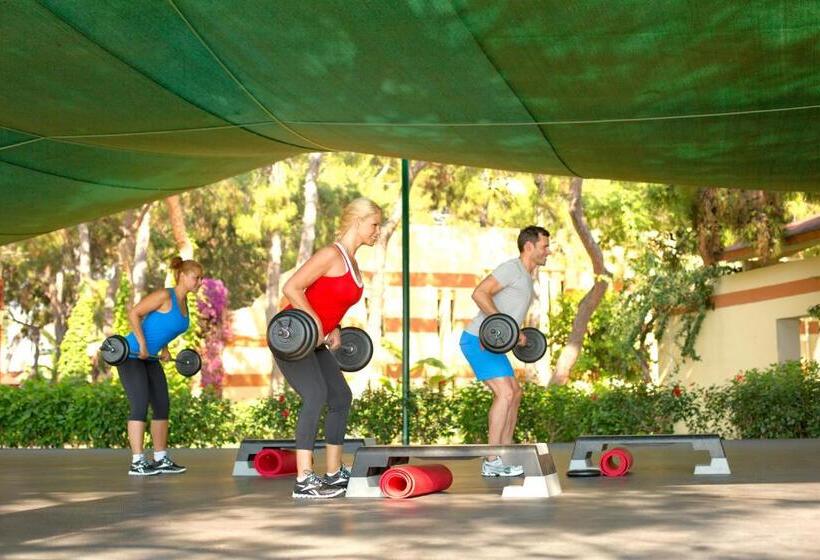 ホテル Robinson Camyuva   Adults Only