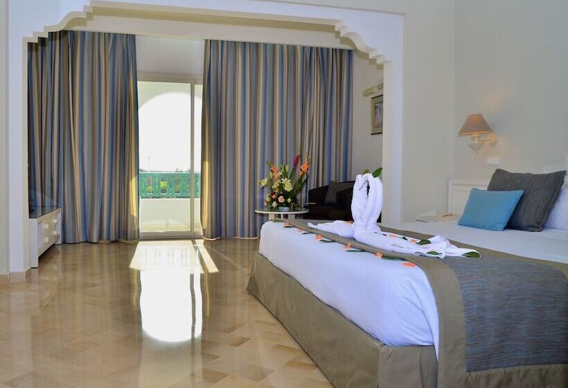 فندق Royal Garden Palace   Families And Couples