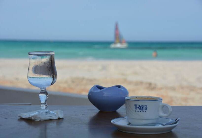 فندق Royal Garden Palace   Families And Couples