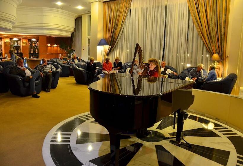 فندق Royal Garden Palace   Families And Couples