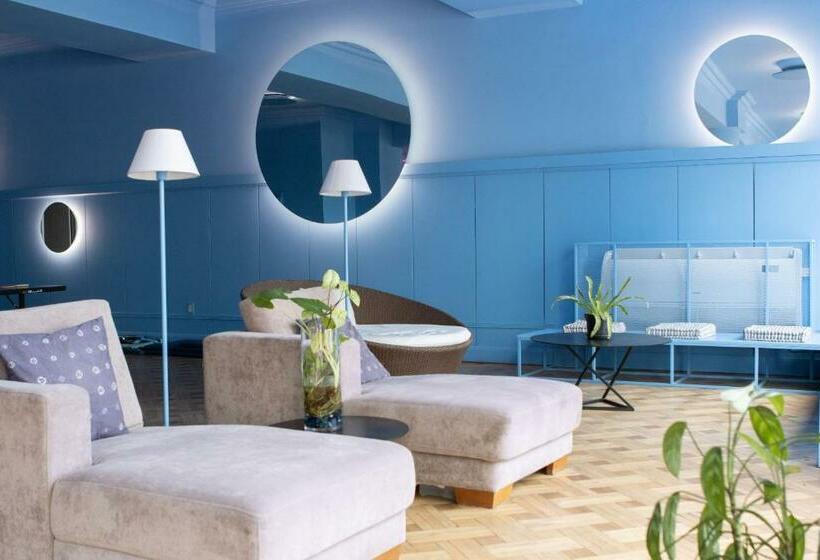 Отель Selina Montevideo