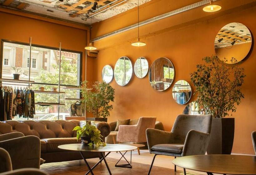 Отель Selina Montevideo