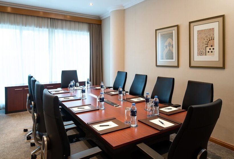 هتل Sheraton Jumeirah Beach Resort