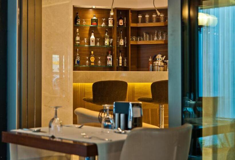 Riva Hotel Taksim