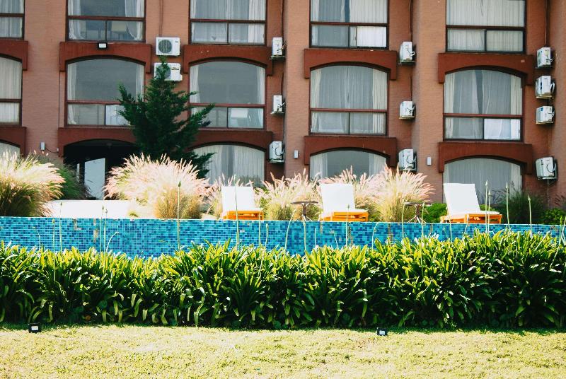 호텔 Wyndham Garden Montevideo Carrasco