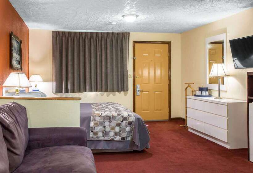 汽车旅馆  Rodeway Inn & Suites Branford   Guilford