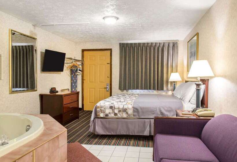 汽车旅馆  Rodeway Inn & Suites Branford   Guilford