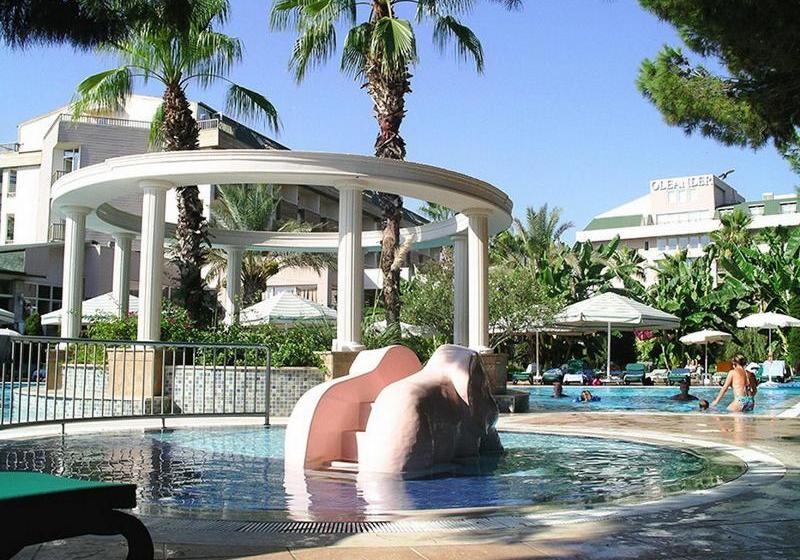 Oleander Hotel & Apartments