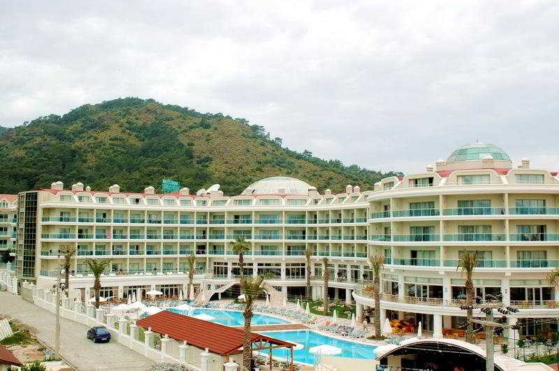 Pineta Park Deluxe Hotel All Inclusive