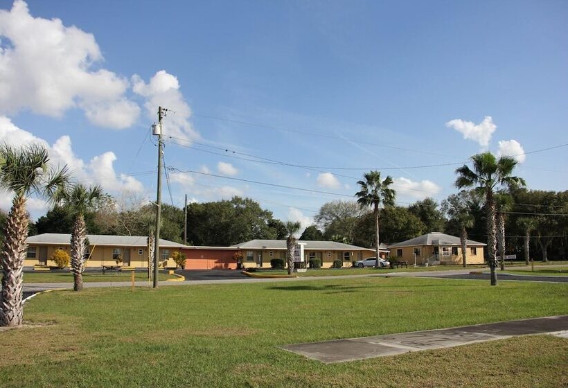 Prince Of Wales Motel