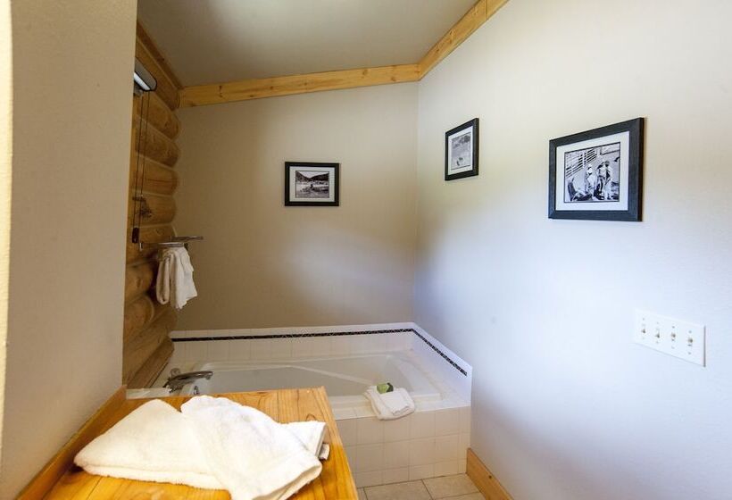 منتجع 320 Guest Ranch