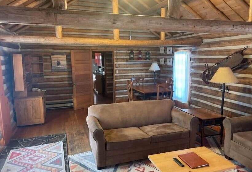 منتجع 320 Guest Ranch