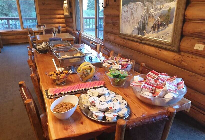 منتجع 320 Guest Ranch