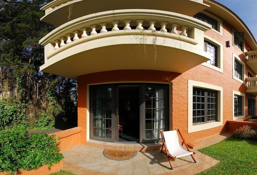 استراحتگاه Barradas Parque Hotel & Spa