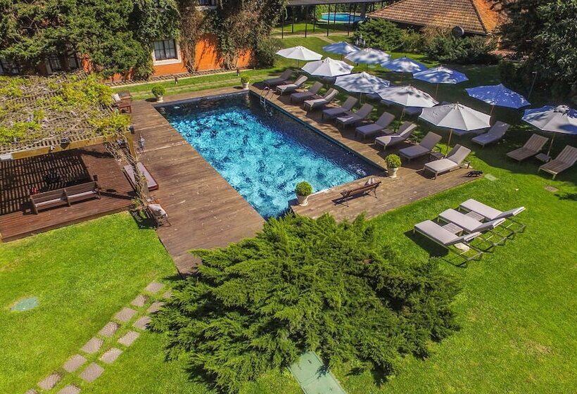 استراحتگاه Barradas Parque Hotel & Spa