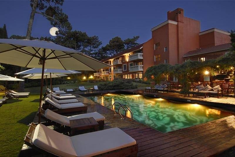 استراحتگاه Barradas Parque Hotel & Spa