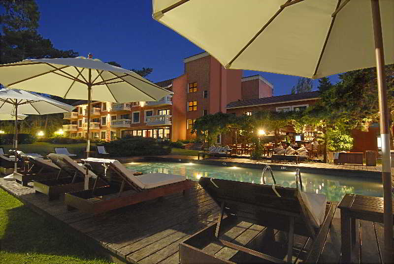 استراحتگاه Barradas Parque Hotel & Spa